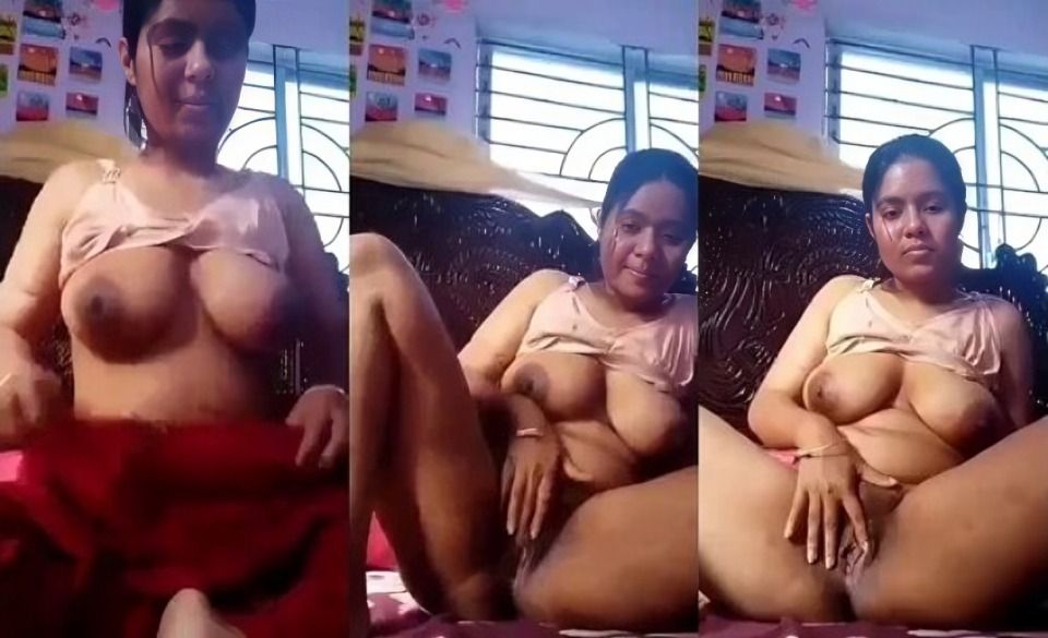 Horny Indian Vlg Girl Shows For Lover