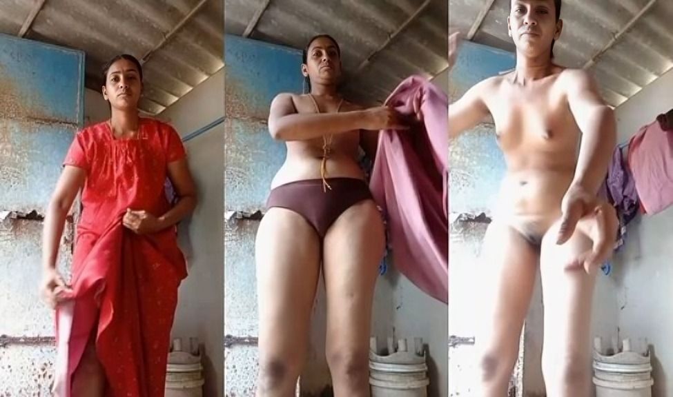 Indian Bahbhi Show’s Nude Body And Pissing Small Titis