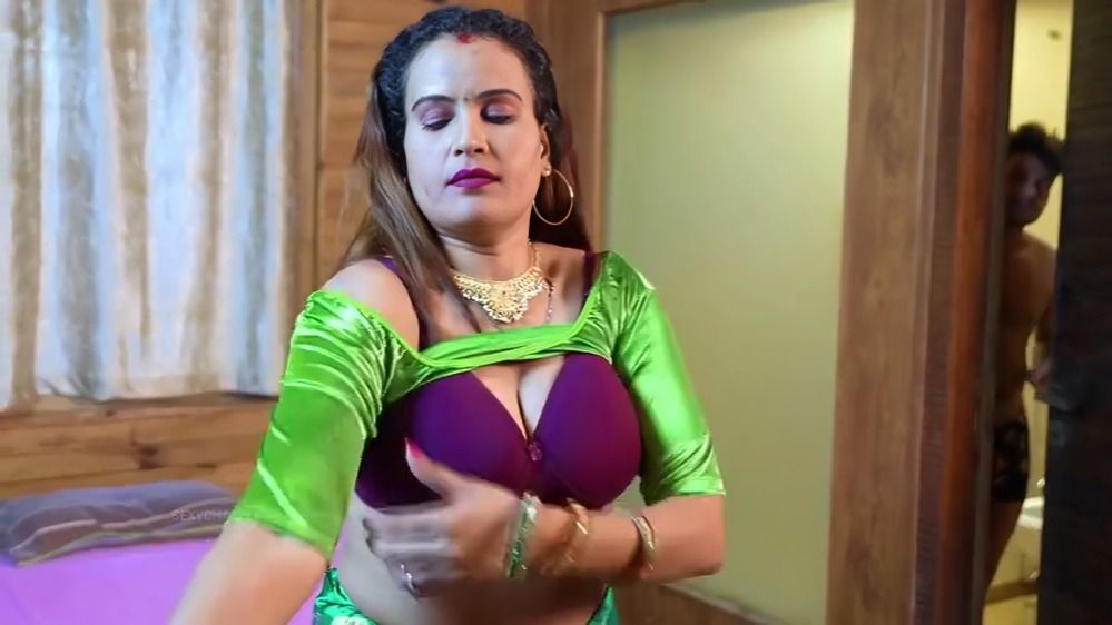 Village Bhabhi (2025) Hindi Uncut Short Film Watch Online Movies Free