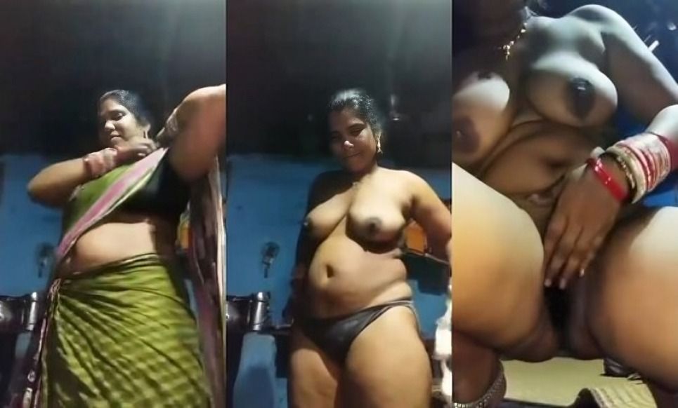Horny Indian Bhabhi Striping Shows Nude Body Saree