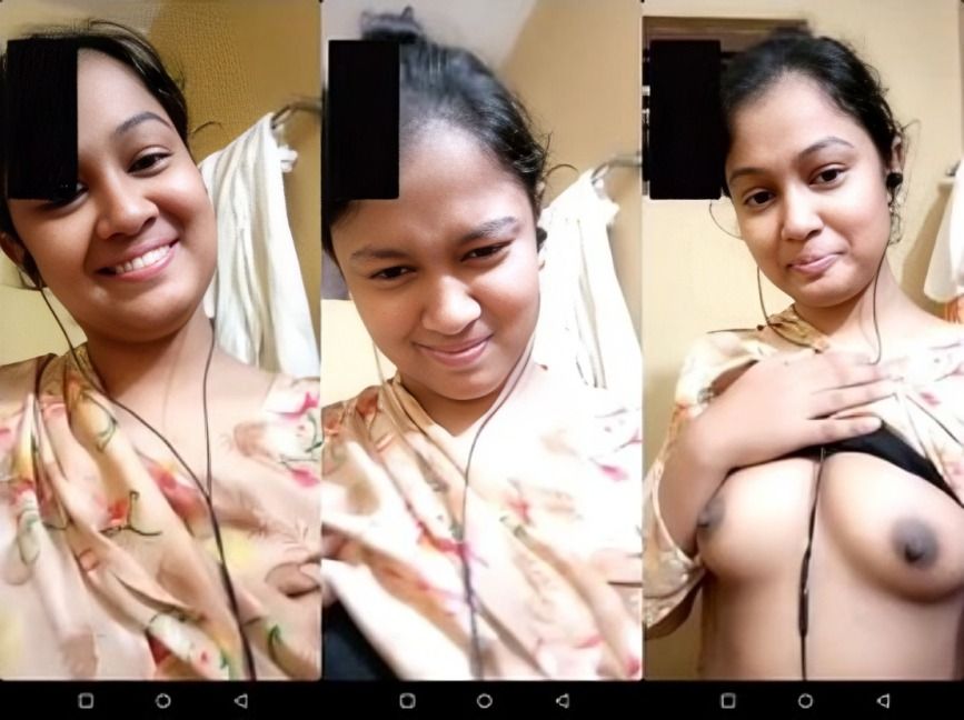 Sexy Indian Mal Shows Boobs Video Call Secret