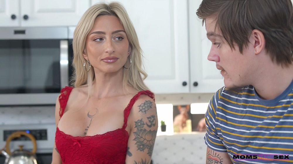 Kathryn Mae – Stepmom Left Her Dildo In The Dishwasher – S25-E6