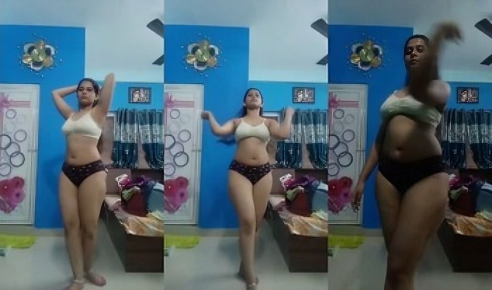 Sexy Indian Girl In Hot Bikini