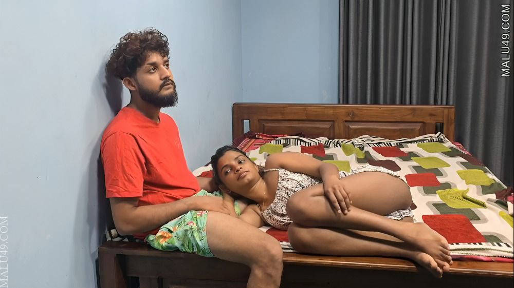 Sexy Lankan Brother Sister Home Alone Blowjob And Standing Fucking