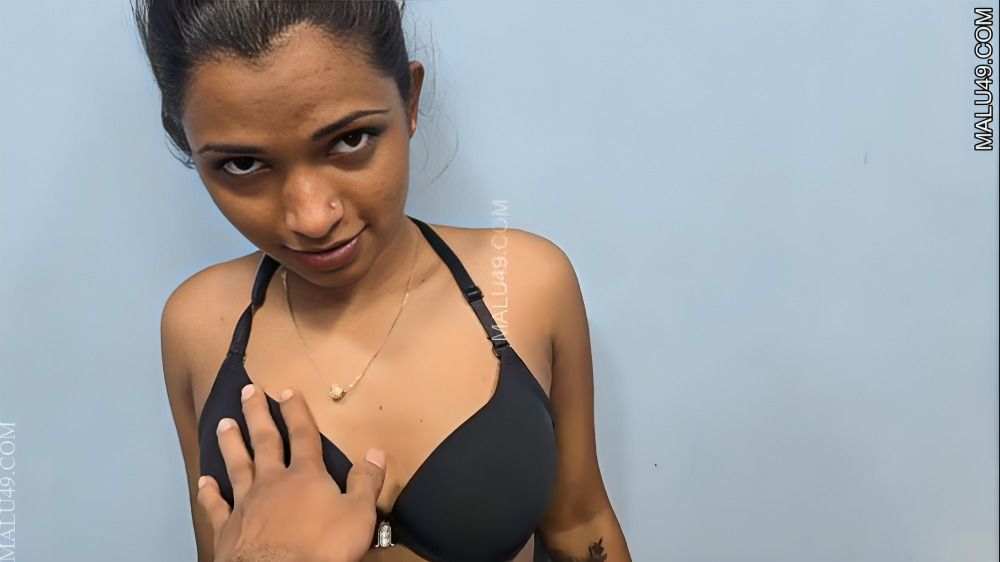 Sexy Lankan Sister Girl Romance And Fucking (updates)