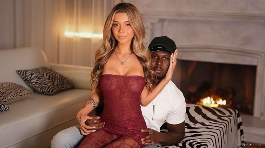 [SheLovesBlack] Ava Amira – Off And On