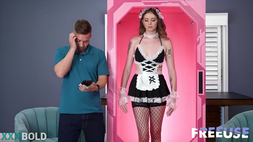 [FreakyFembots] Lucy Foxxx – My Nympho Maid Fembot