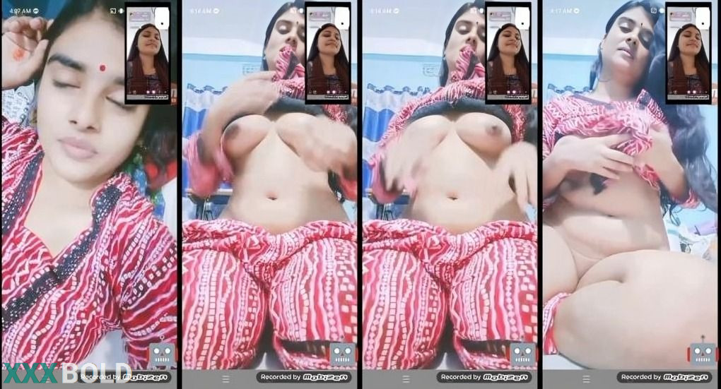 Sexy Look Desi Bhabhi Shows Her Boobs And Pussy On Vc