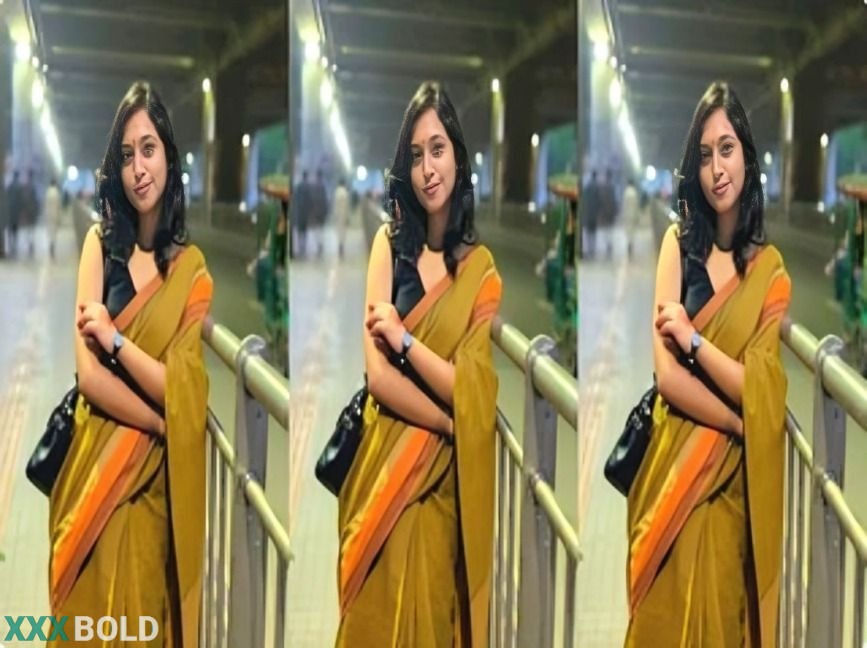 Horny Bengali Babe Fucking