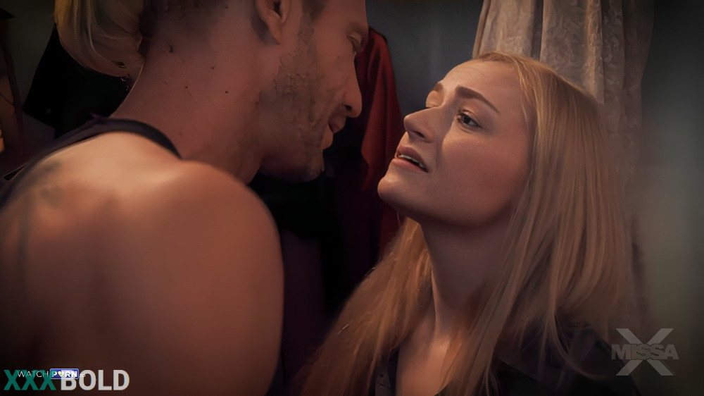 [MissaX] Mckenzie Mae – Open Up!