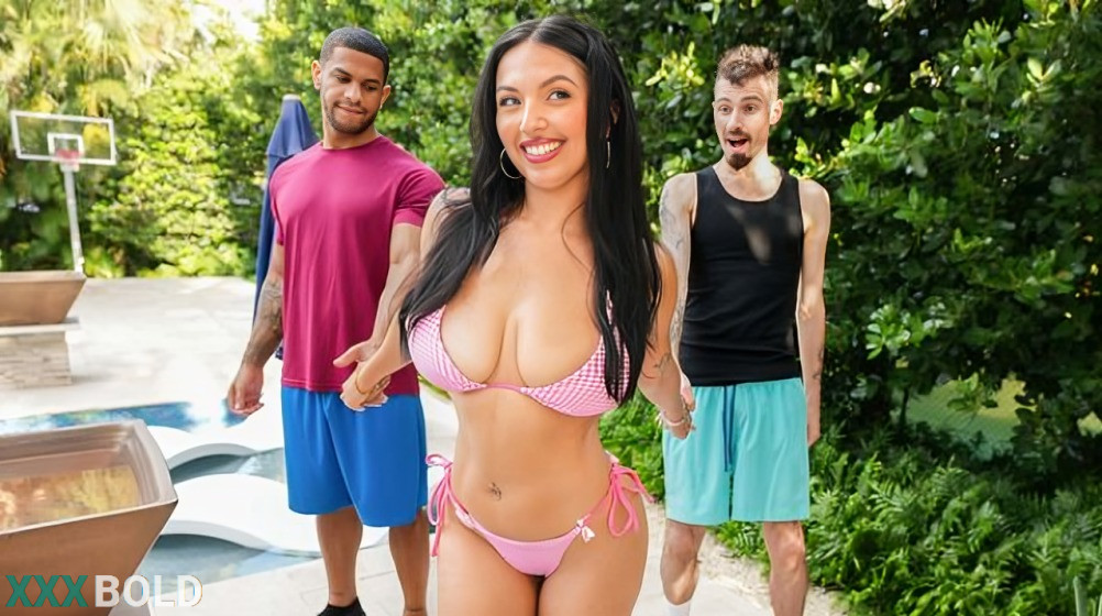 [BigTitsRoundAsses] Ravyn Moore – We Gonna Fuck In A Threesome D’oh!